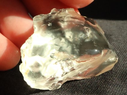 kristal ledove bily cesky drahokamovy prirodni kamen obrazek 1