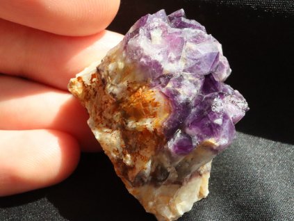 ametyst kojatin krystalova druza fialovy kamen 1