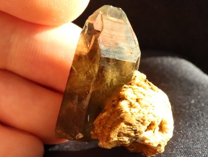 zahneda krystal na podlozce estetika zacatecniky 1