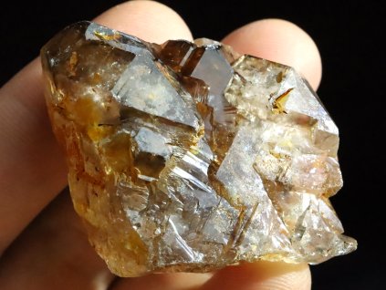 zahneda mistrovsky krystal elestial cesky prirodni drahy kamen 1