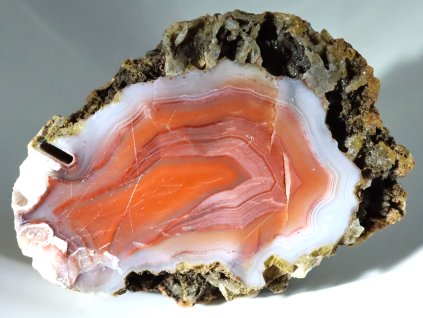 achat cerveny zajimavy 1