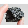 cerny turmalin skoryl prirodni kamen mineral nerost sbirkovy esteticky ukonceny vysocina cr cesky obrazek obrazky stupnovity sberatelsky lecivy drahy vzacny elektrosmog ochrana 12