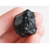cerny turmalin skoryl prirodni surovy kamen cr 7