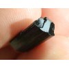 ukoncene cerne turmaliny stupnovite krystaly 4