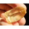 citrin zlomek cast fragment krystalu cesky drahokamovy 7