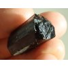 cerny turmalin skoryl maly podlouhly 5