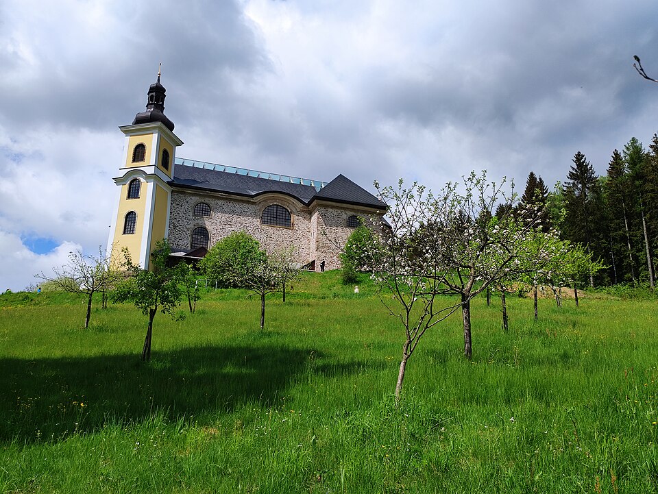 Neratov_(Bartošovice_v_Orlických_horách),_kostel_(2)
