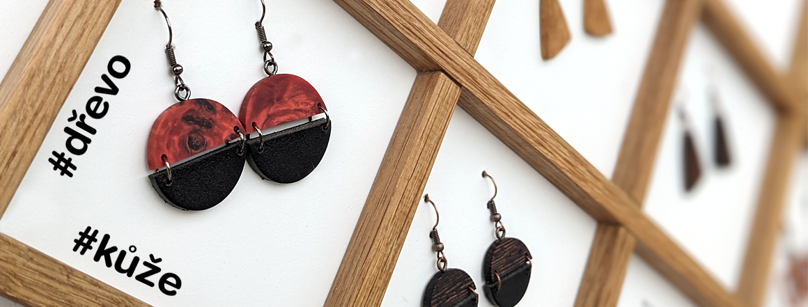 Dřevěné náušnice