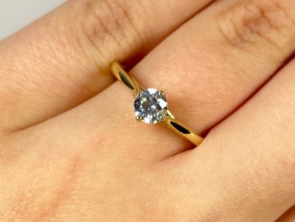 Zlatý prsten se zirkony 2000304400009