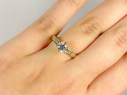 Zlatý prsten se zirkony 2000304610002