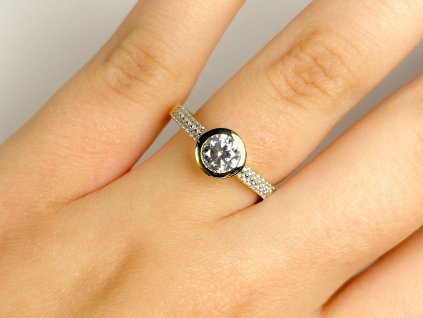 Zlatý prsten se zirkony 2000304630000