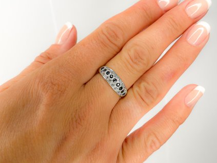 Zlatý prsten se zirkony 2000270930005