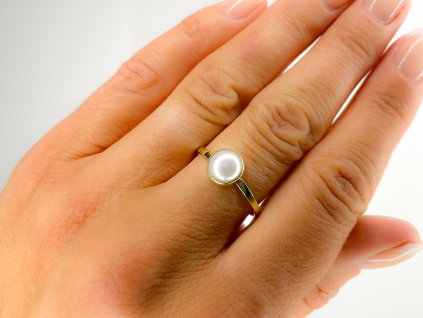 Zlatý prsten s perletí 2000272340000