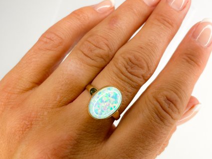 Zlatý prsten s opálem 2000293780007