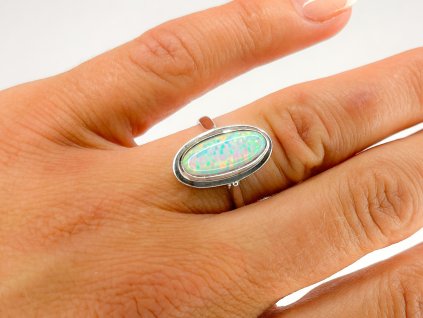 Zlatý prsten s opálem 2000274070004