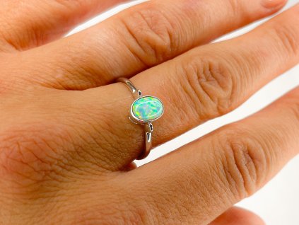 Zlatý prsten s opálem 2000293650003