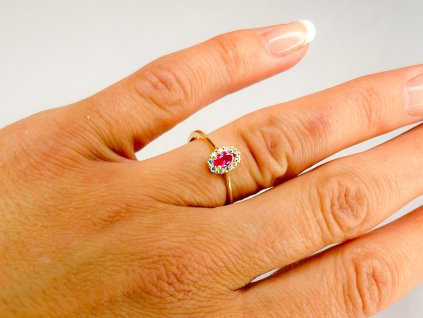 Zlatý prsten se zirkony 2000214790009