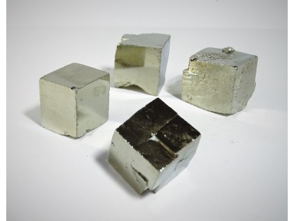 Pyrit kocka 1,5 cm