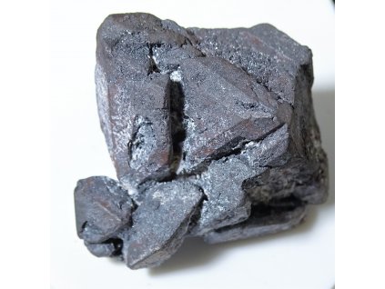 Pseudomorfóza hematitu po magnetite