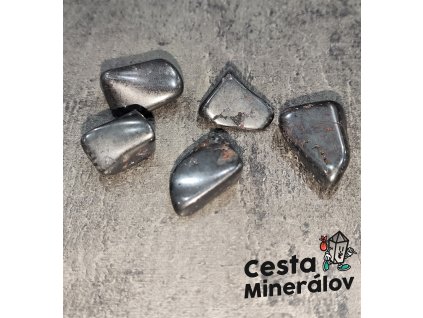 Magnetit tromlovaný väčší