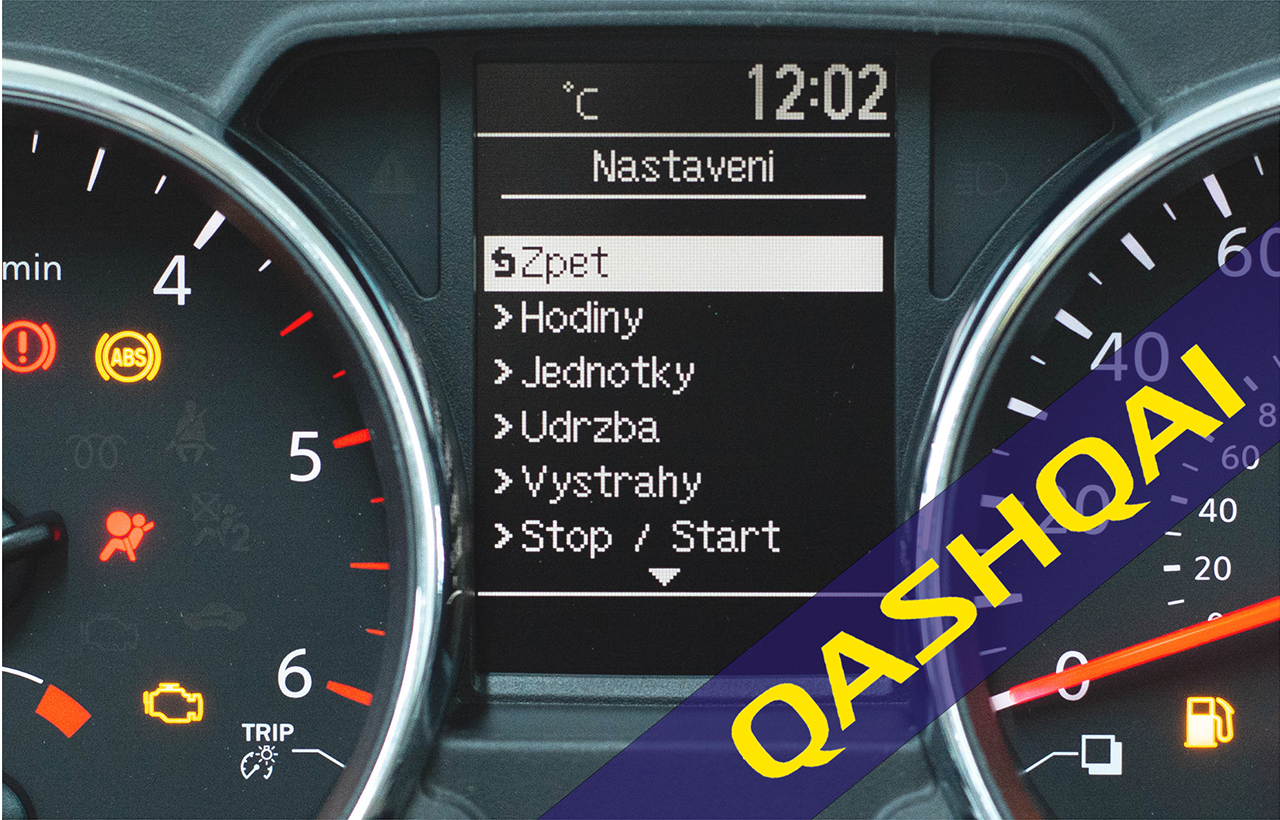 Palubní počítač Nissanu QashQai v češtině