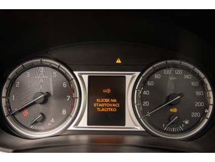 Čeština pro palubní počítač Suzuki Vitara