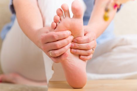 Reflexní terapie: Cesta k harmonii těla přes chodidla a dlaně