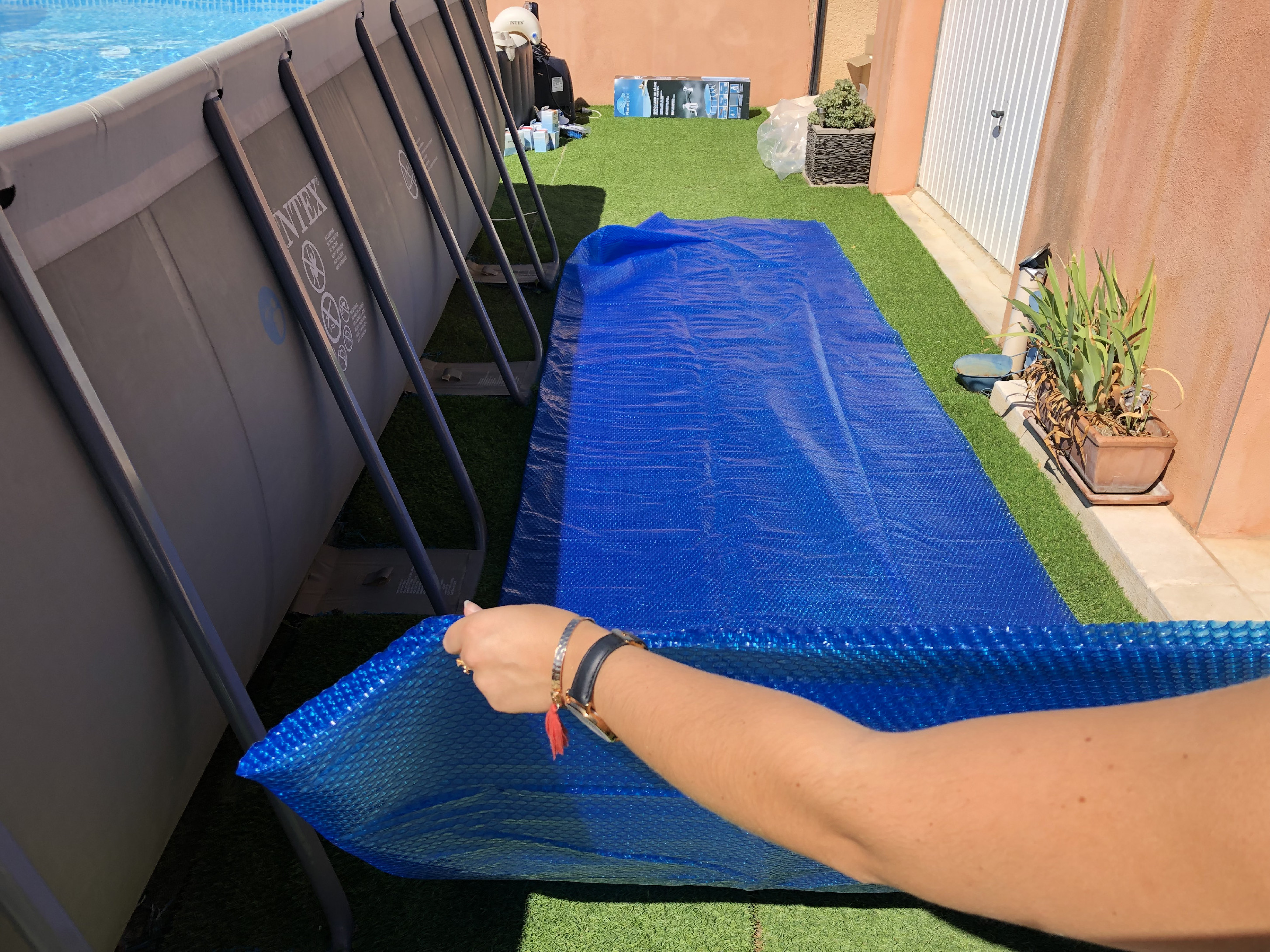 Solární plachta CF s rozměrem do 5,5 x 3,7m