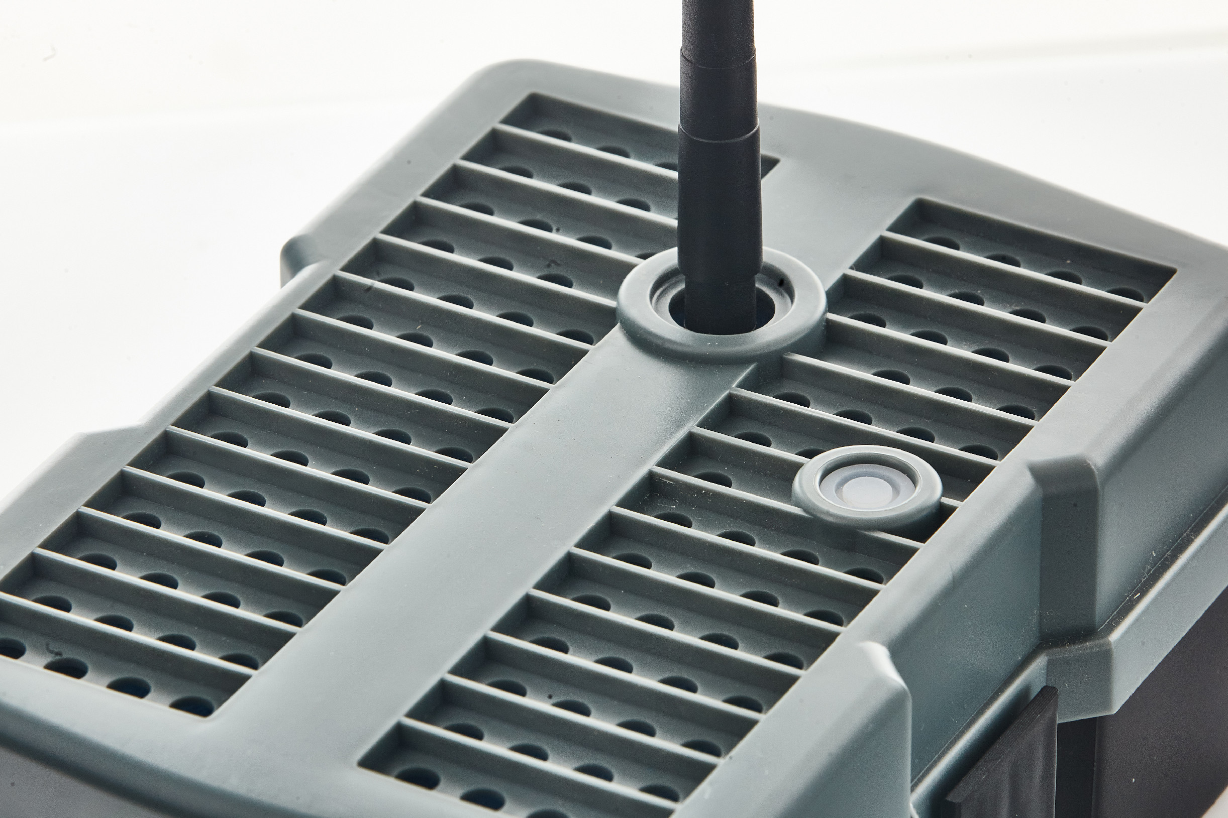 Heissner solární podvodní filtrace do 1 m³, UV 5W, čerpadlo 600 l/h SFU600UV-00