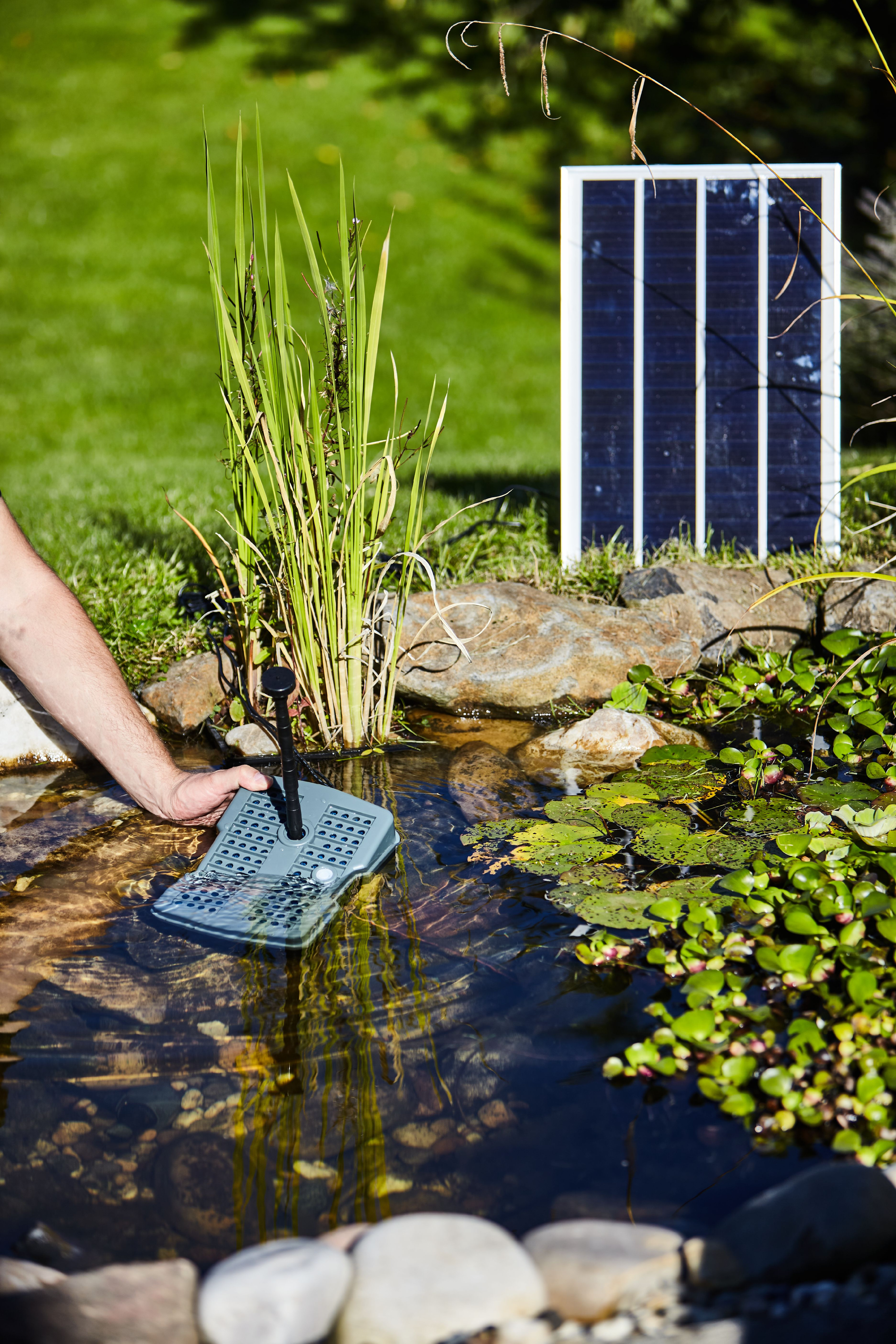 Heissner solární podvodní filtrace do 1 m³, UV 5W, čerpadlo 600 l/h SFU600UV-00