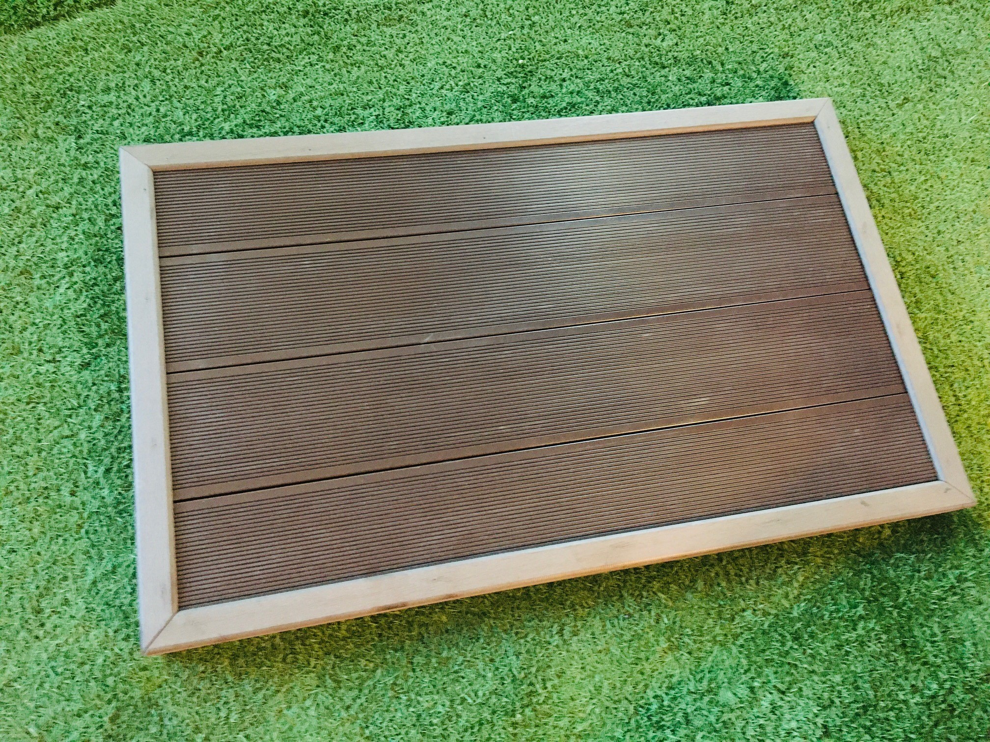 Podstavec k solární sprše CF