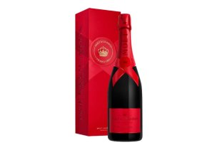 MOET HOLIDAY