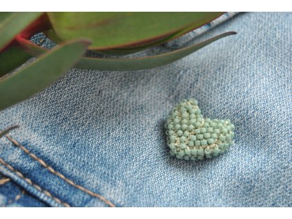 Brož MINI Srdíčko MATTE OPAQUE GLAZED SEA OPAL AB