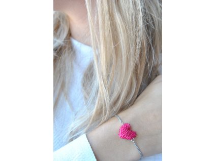 Srdíčkový náramek Dyed Semi-Frosted Transparent Scarlet