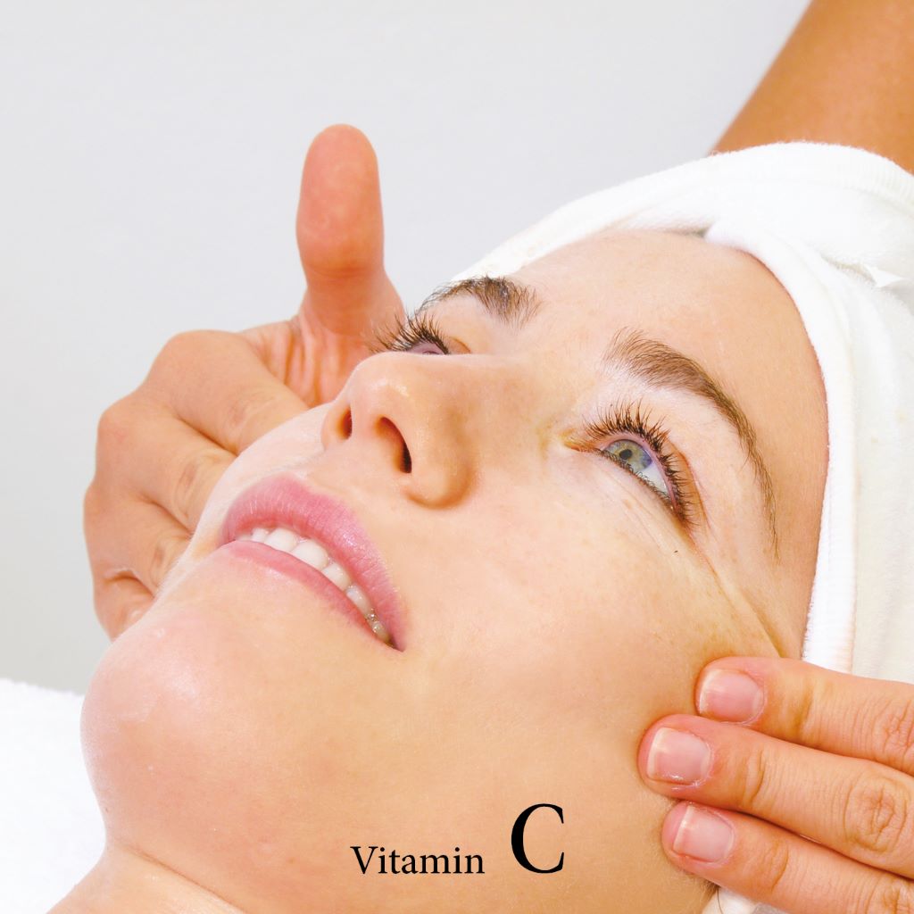 Ošetření Vitamin C antiaging & rozjasnění
