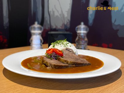 Falešná hovězí svíčková po cikánsku s dušenou jasmínovou rýží 2