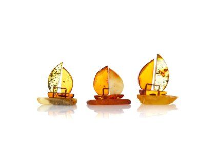 amber boat figurine height 3 cm