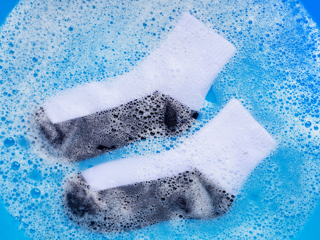 Jak prodloužit životnost ponožek? Stačí správná péče!