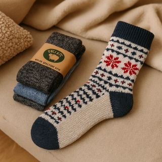 🧦 Blíží se chladné dny a s nimi sezóna teplých ovčích ponožek! ❄️ Už cítíte, jak se teploty pomalu snižují? Je čas...