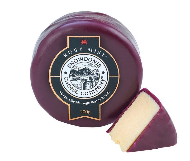 Baby Cheddar s portským vínem Cheese House