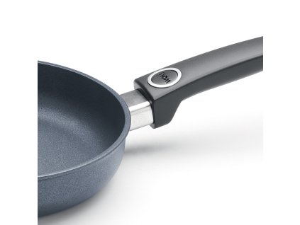Pánev Diamond Lite WOLL 24 cm