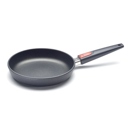 Titanová pánev O 24 cm s odnímatelnou rukojetí Titanium Nowo WOLL