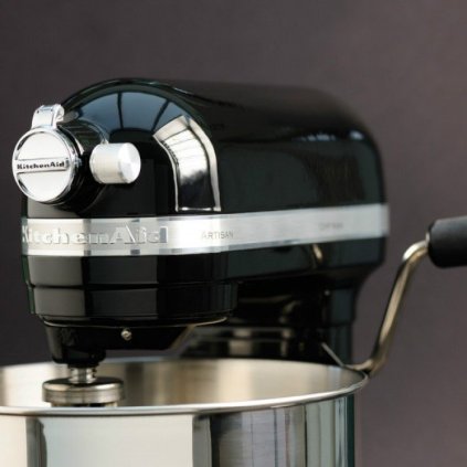 Kuchyňský robot KitchenAid Artisan 5KSM7580 černá
