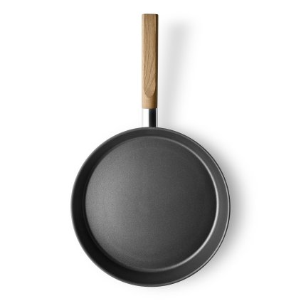 Pánev s dřevěnou rukojetí Nordic kitchen nerez O 28 cm Eva Solo