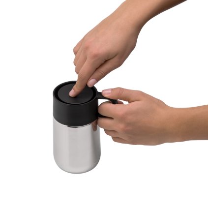 Cestovní hrnek WMF Impulse 0,3 l nerez