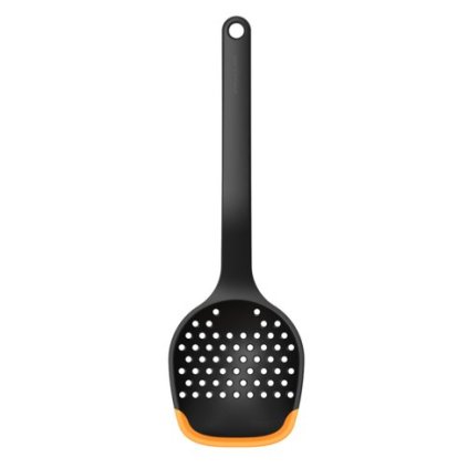 Děrovaná kuchařská lžíce Functional Form Fiskars
