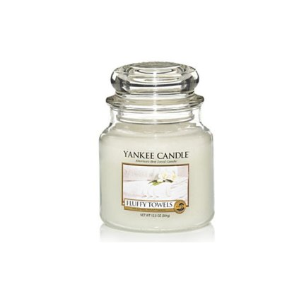 Vonná svíčka Fluffy Towels Yankee Candle střední