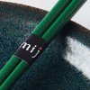 Lakované jídelní hůlky Chopsticks tmavě zelené MIJ
