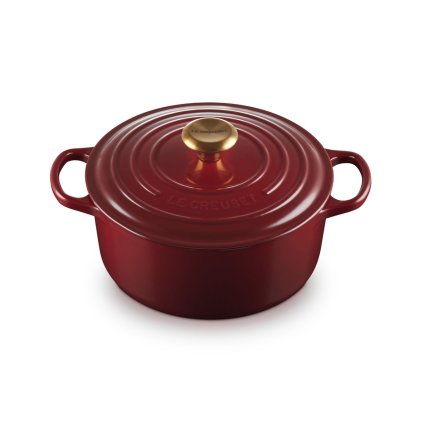 223209 kastrol signature 24 cm 4 2 l garnet litina le creuset