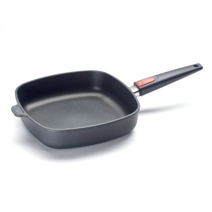 
                    
                          Nepriľnavá panvica TITANIUM NOWO 26 x 26 cm, odnímateľná rukoväť, WOLL                    
                